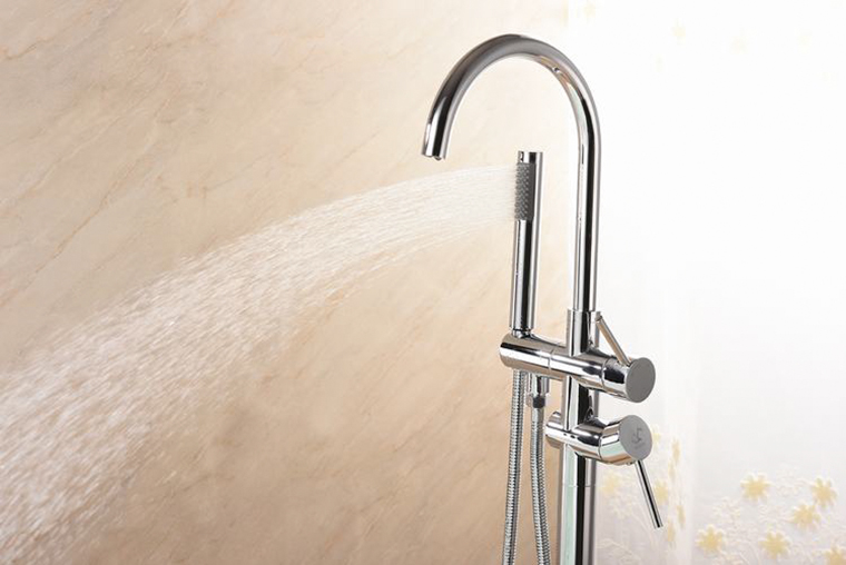 Copper body hot cold water mixer tap shower faucets for bathtub freestanding brass faucet