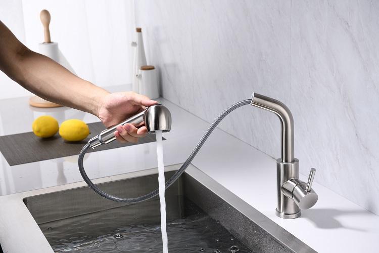 Kitchen Faucet Cold and Hot Water Tap Single Handle Kitchen Faucets Swivel Spout Kitchen Water Sink Mixer Tap Faucets