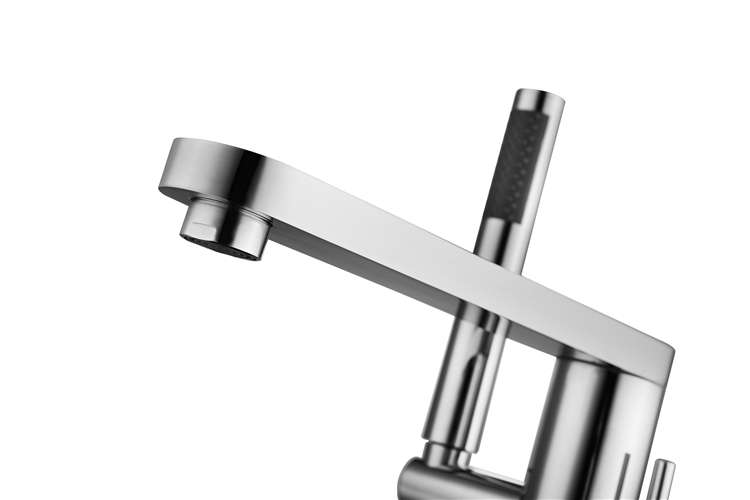 Freestanding Bathtub Faucet Pull-Out Handle Bathtub Tap